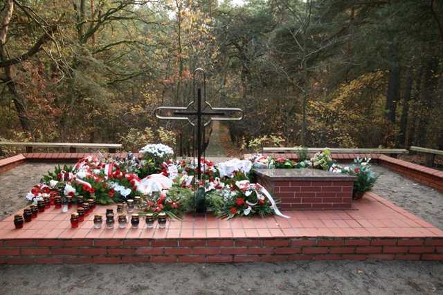 „Ta, co nie zginęła, wyrosła z ich krwi” — zdjęcie 9