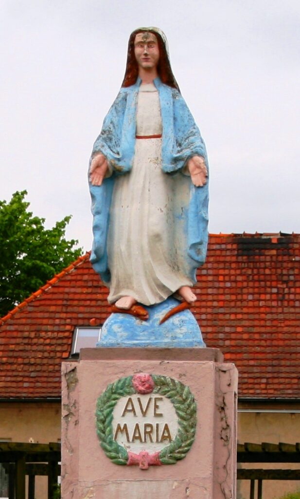 Renowacja figury Matki Boskiej w Kaczorach — zdjęcie 3