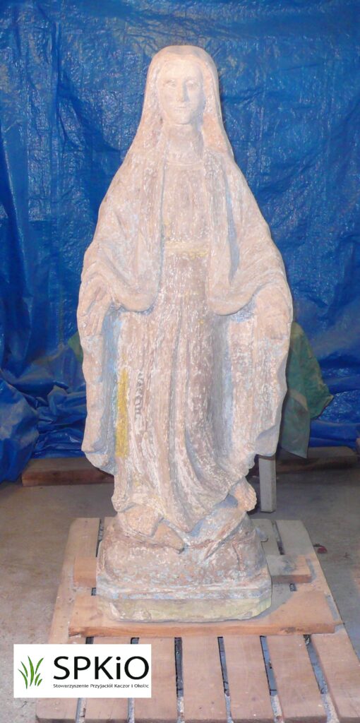 Figura w rękach konserwatora — zdjęcie 34