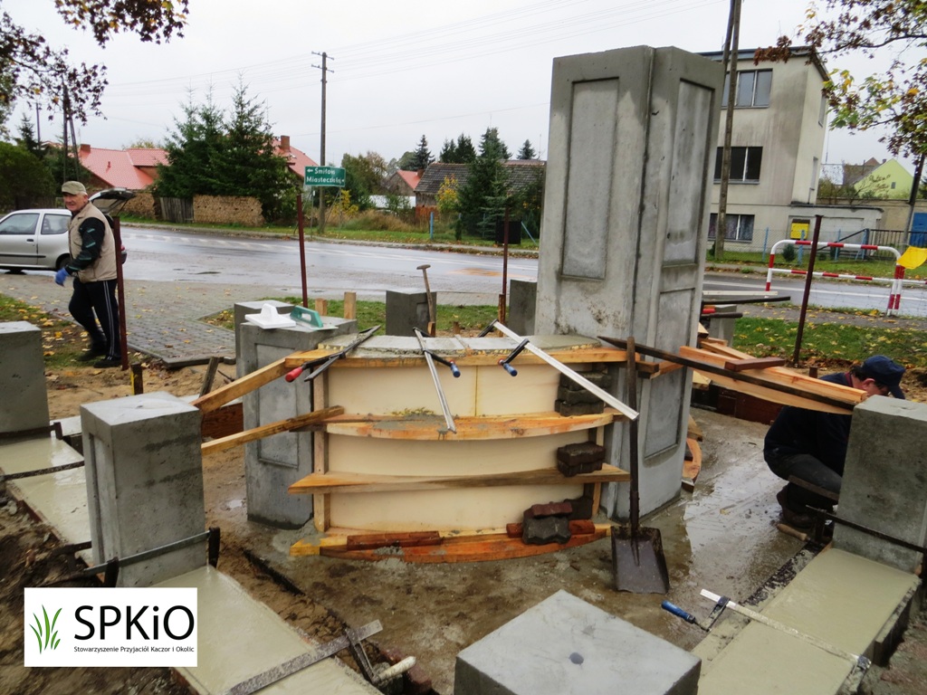 Skrzydła i murki zabetonowane — zdjęcie 8