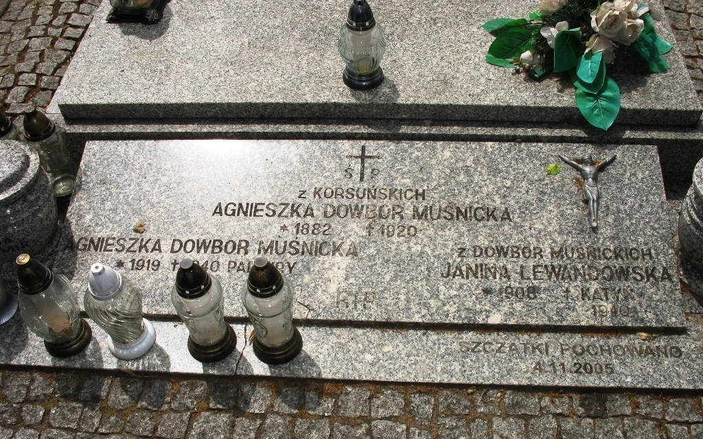 Janina  Lewandowska latała w Rzadkowie, zginęła w Katyniu — zdjęcie 32
