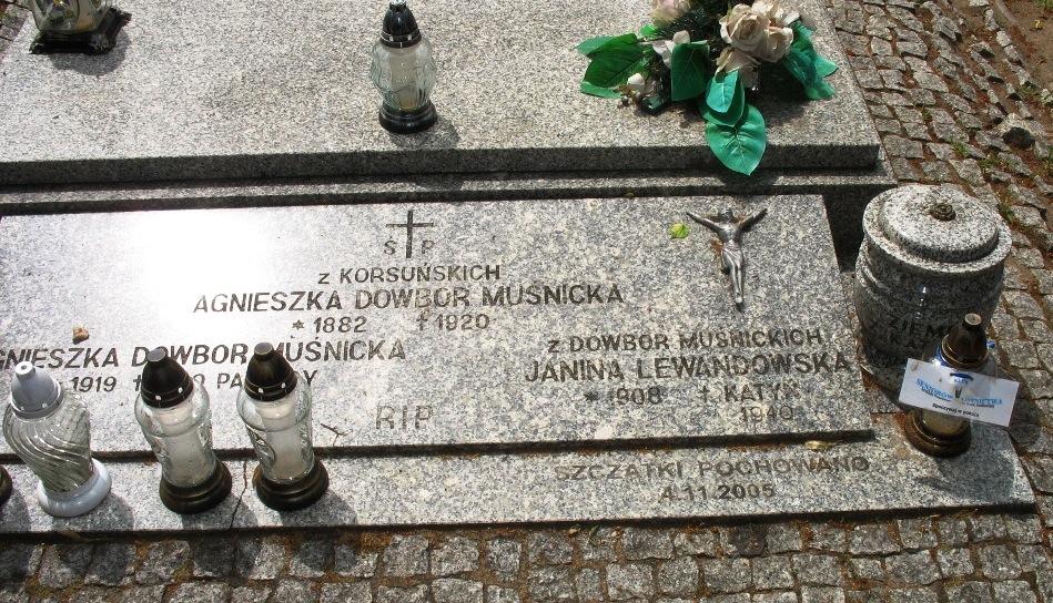 Janina  Lewandowska latała w Rzadkowie, zginęła w Katyniu — zdjęcie 33