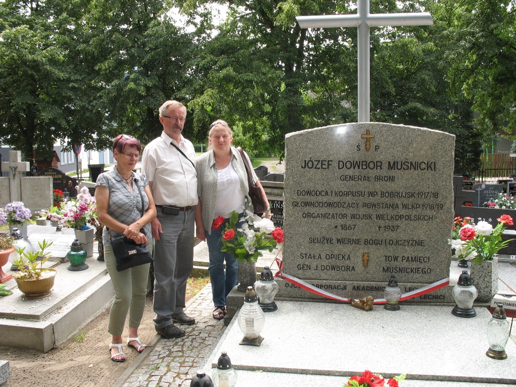 Janina  Lewandowska latała w Rzadkowie, zginęła w Katyniu — zdjęcie 35