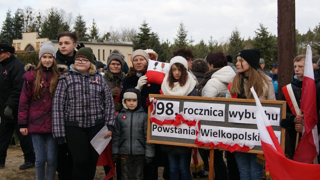 W kaczorskiej ziemi​ spoczywa 26 Powstańców — zdjęcie 14
