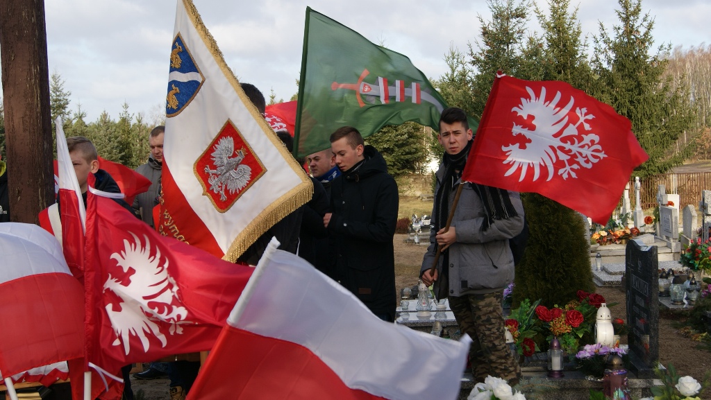W kaczorskiej ziemi​ spoczywa 26 Powstańców — zdjęcie 7