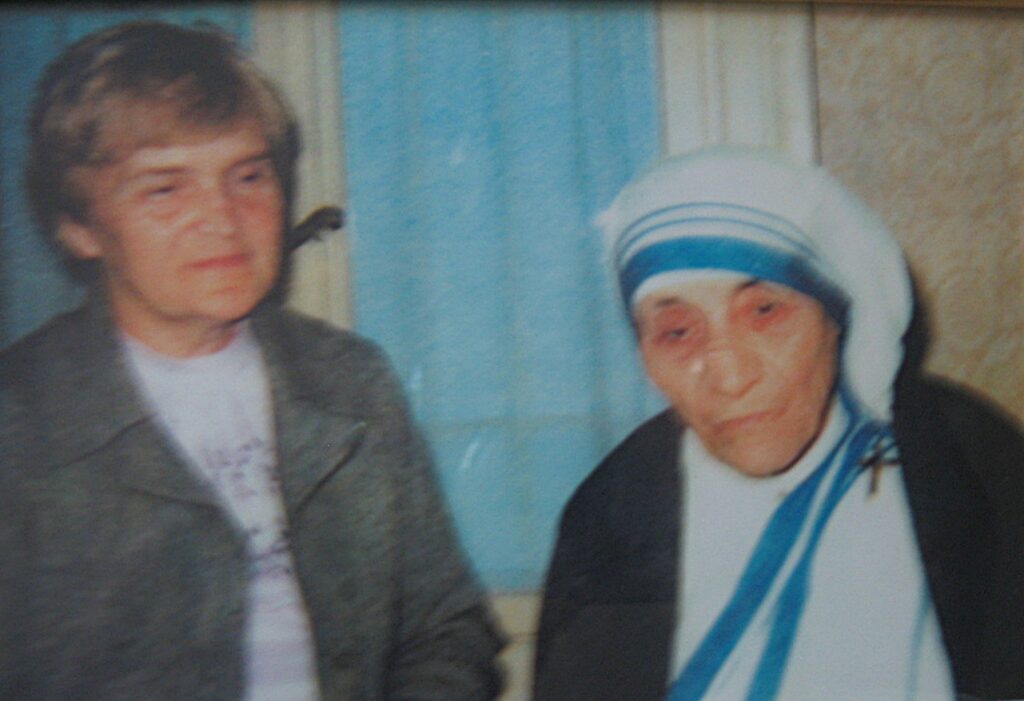 Matka Teresa z Kalkuty oraz Halina i Leon Rogozińscy — zdjęcie 1