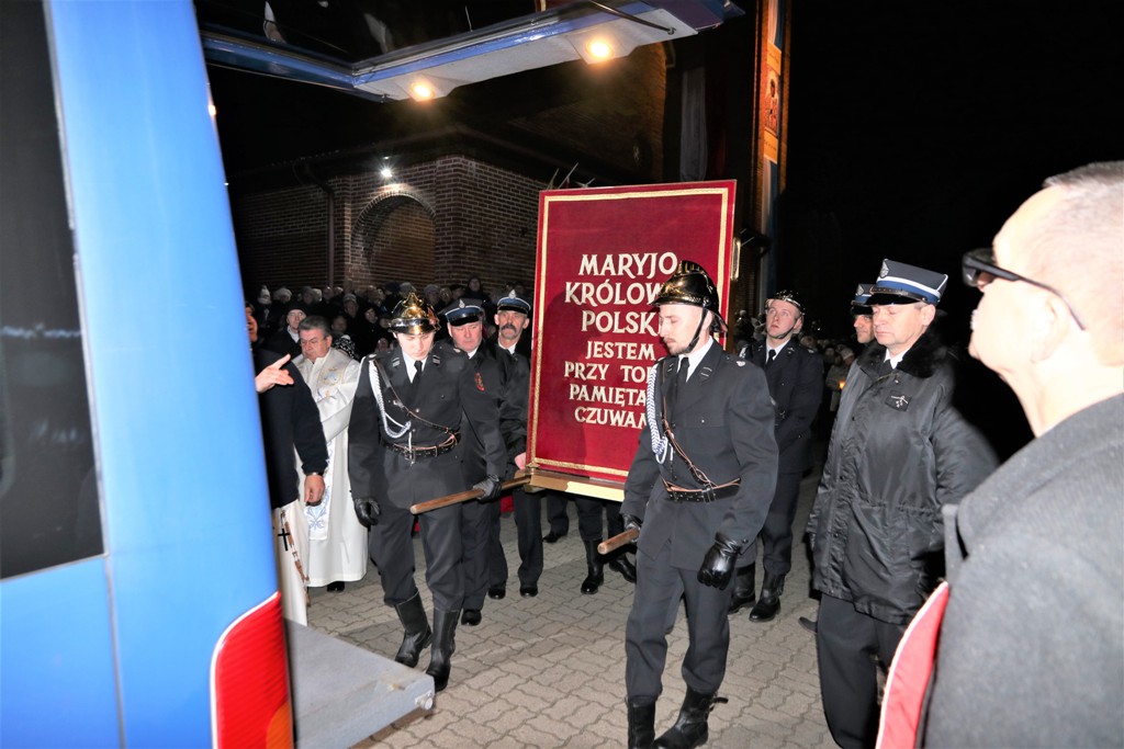Matka Boża i 100-lecie niepodległości w Gminie Kaczory — zdjęcie 14