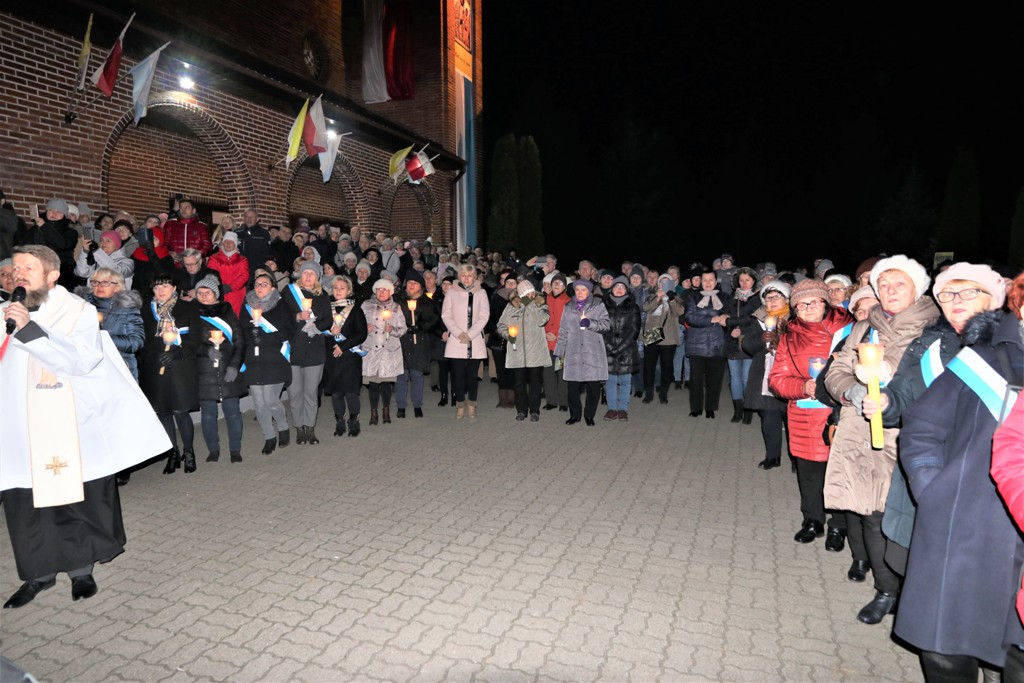Matka Boża i 100-lecie niepodległości w Gminie Kaczory — zdjęcie 16