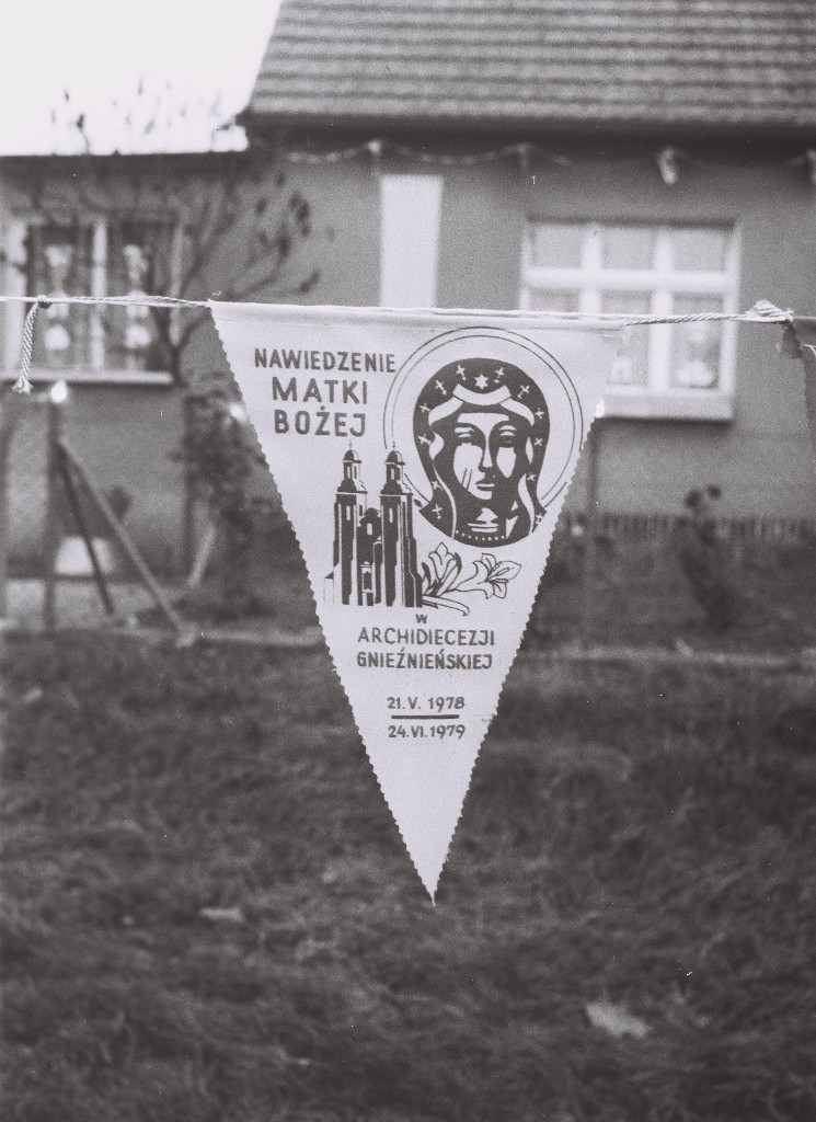Matka Boża w Kaczorach '1978, cz.2 — zdjęcie 1