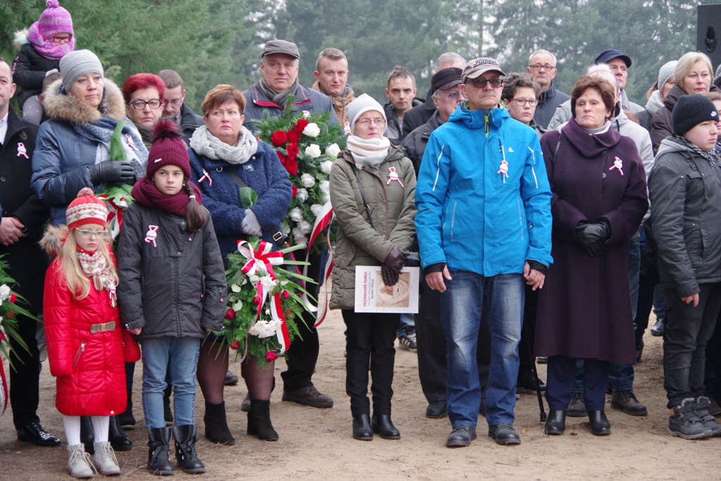 W Kaczorach odsłonięto pomnik Powstańców Wielkopolskich — zdjęcie 17