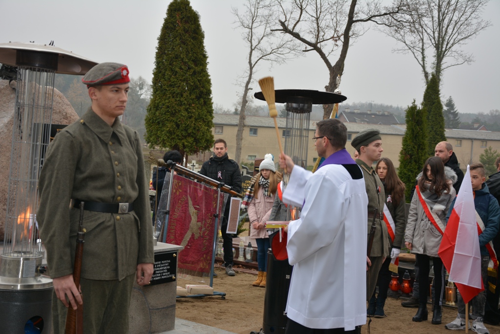 W Kaczorach odsłonięto pomnik Powstańców Wielkopolskich — zdjęcie 23