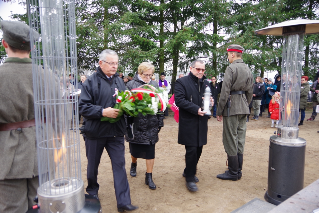 W Kaczorach odsłonięto pomnik Powstańców Wielkopolskich — zdjęcie 31