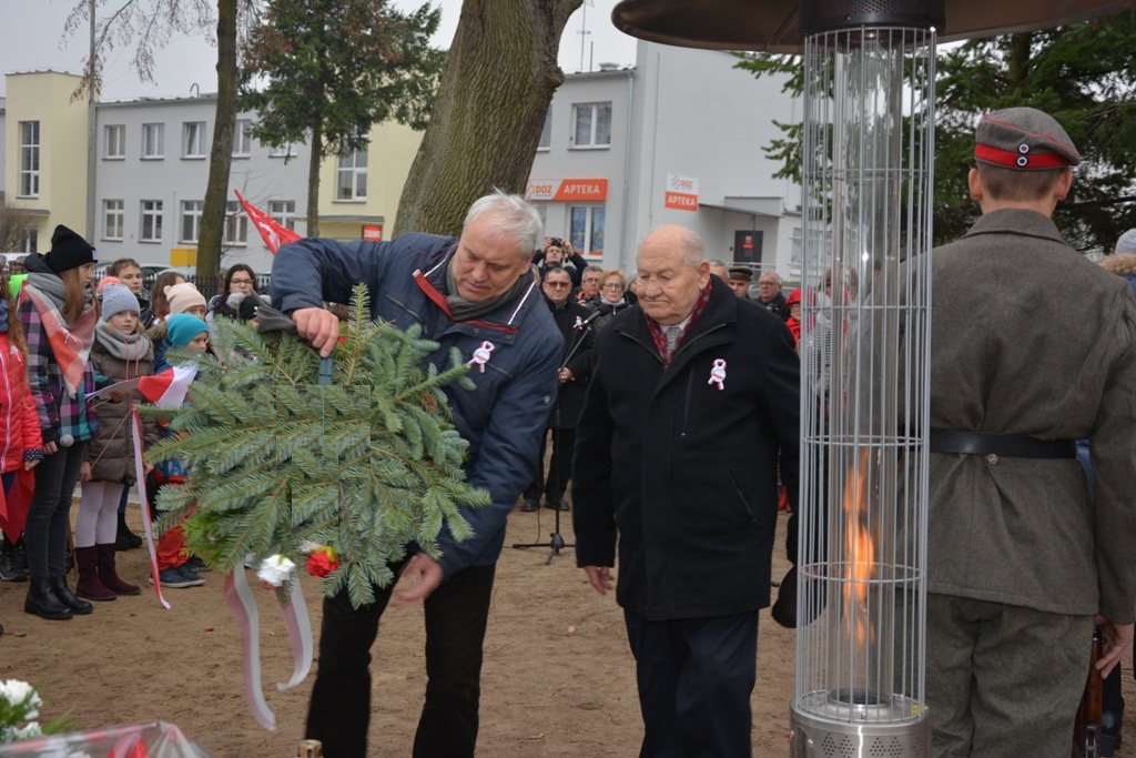 W Kaczorach odsłonięto pomnik Powstańców Wielkopolskich — zdjęcie 33