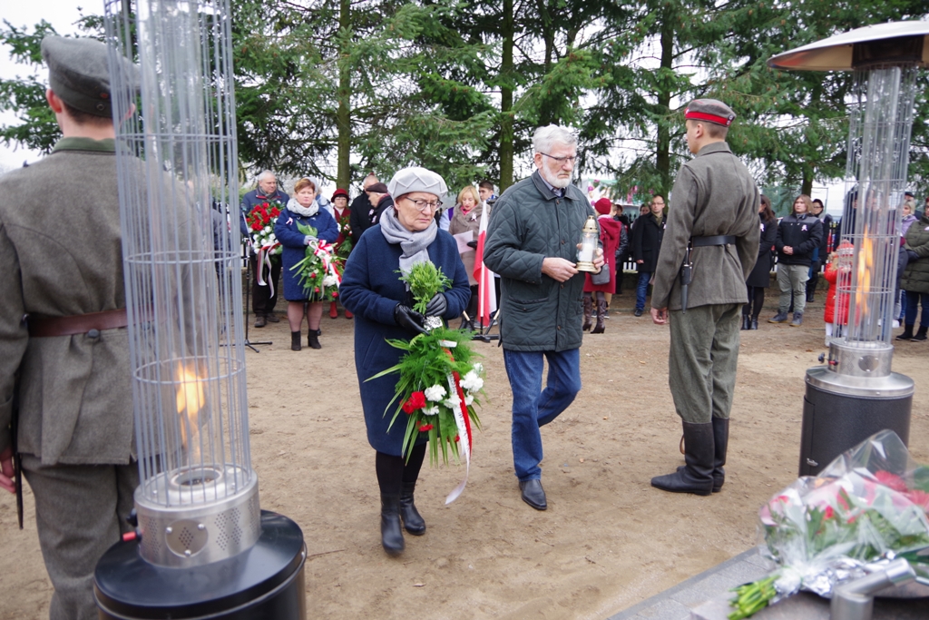 W Kaczorach odsłonięto pomnik Powstańców Wielkopolskich — zdjęcie 36