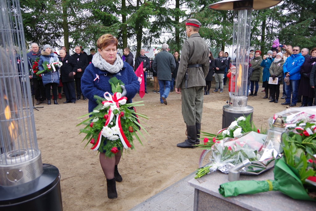W Kaczorach odsłonięto pomnik Powstańców Wielkopolskich — zdjęcie 37
