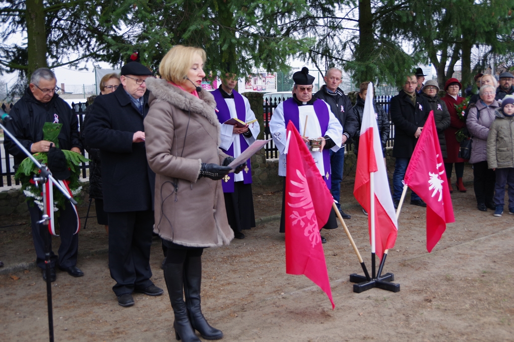 W Kaczorach odsłonięto pomnik Powstańców Wielkopolskich — zdjęcie 4