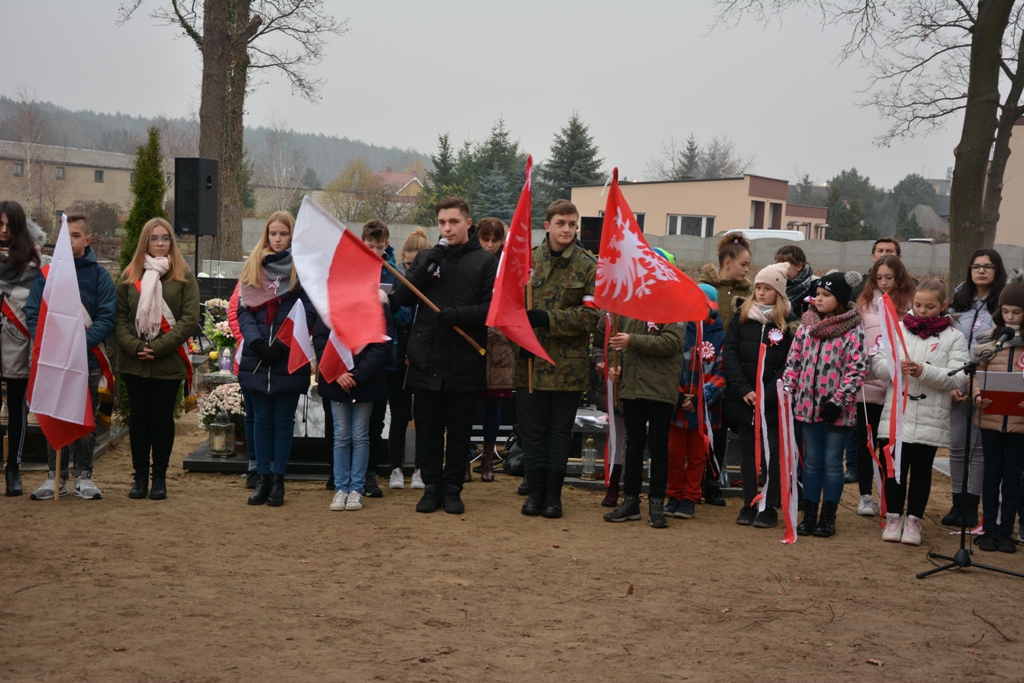 W Kaczorach odsłonięto pomnik Powstańców Wielkopolskich — zdjęcie 46