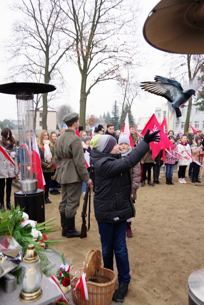 W Kaczorach odsłonięto pomnik Powstańców Wielkopolskich — zdjęcie 52
