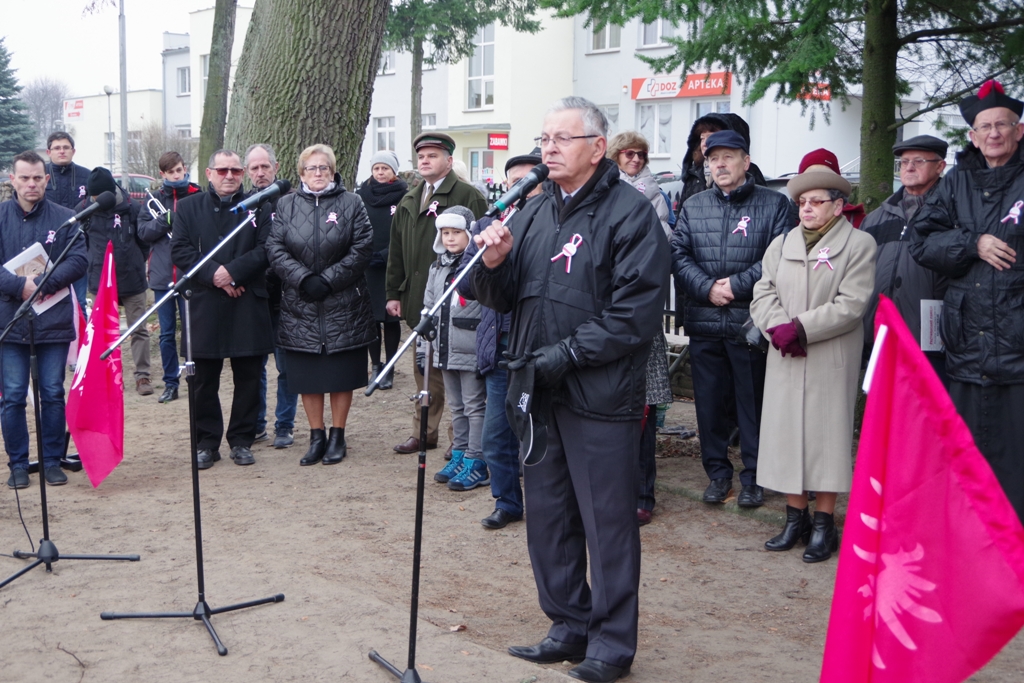 W Kaczorach odsłonięto pomnik Powstańców Wielkopolskich — zdjęcie 55