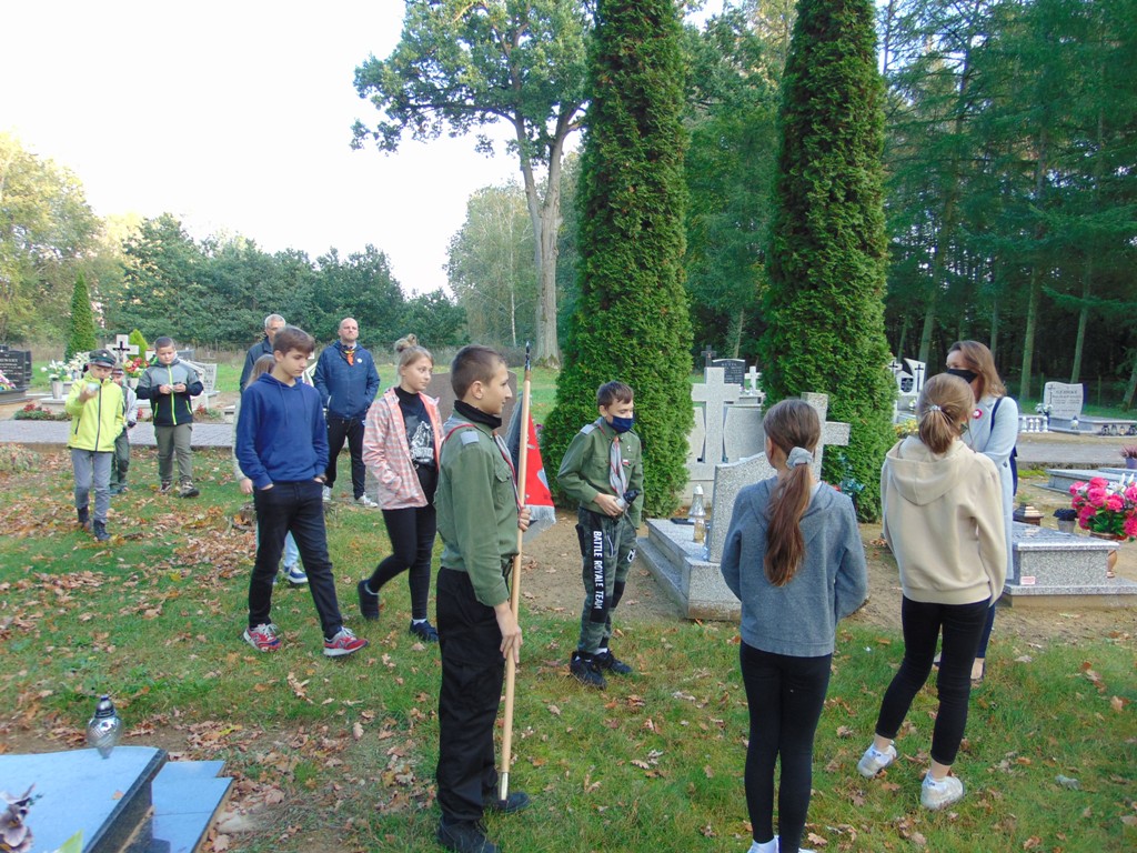 Przy harcerskim ognisku o kapralu Konieczce — zdjęcie 12