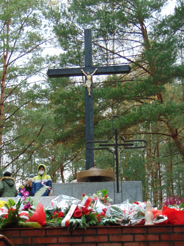 Hołd złożony zamordowanym w Górach Morzewskich — zdjęcie 23