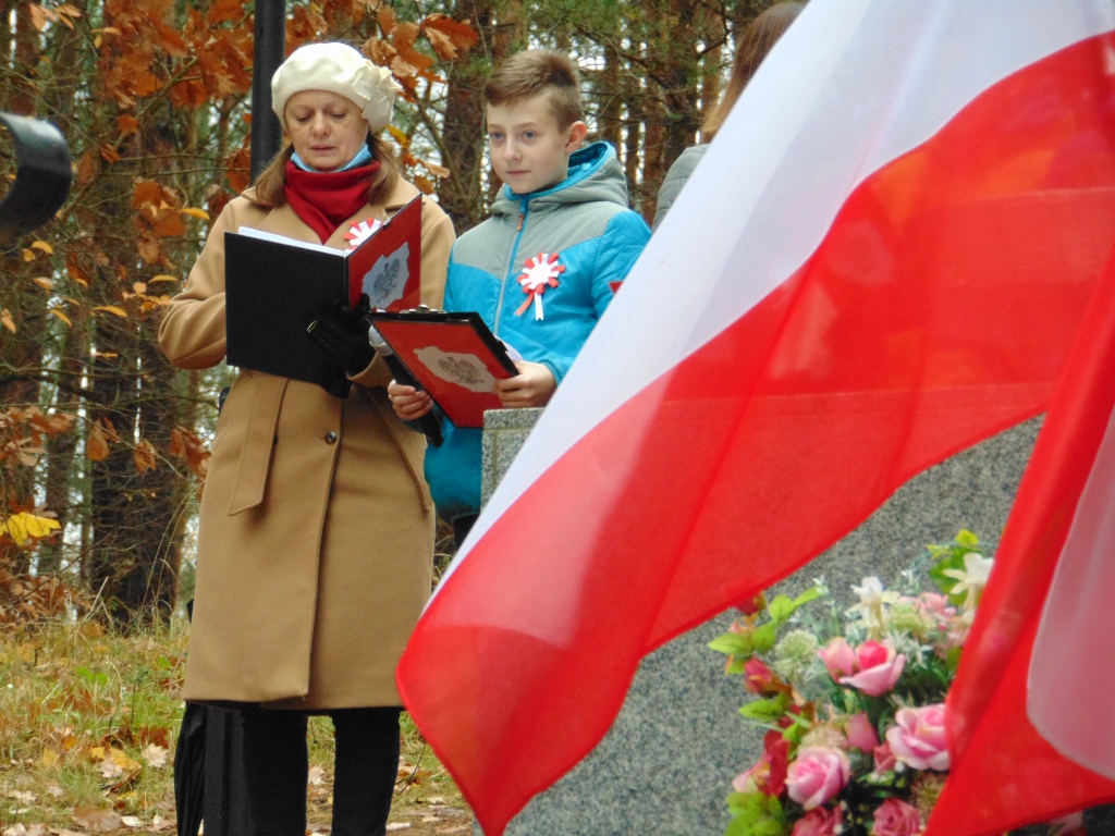 Hołd złożony zamordowanym w Górach Morzewskich — zdjęcie 29
