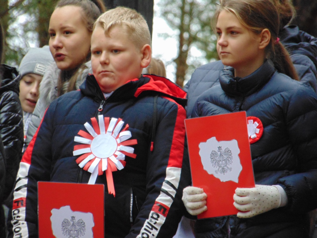 Hołd złożony zamordowanym w Górach Morzewskich — zdjęcie 30