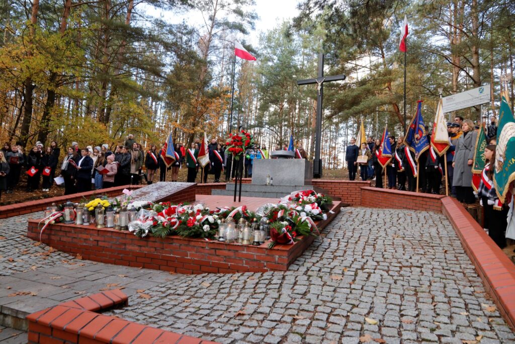 84. rocznica niemieckiego mordu w Górach Morzewskich — zdjęcie 3