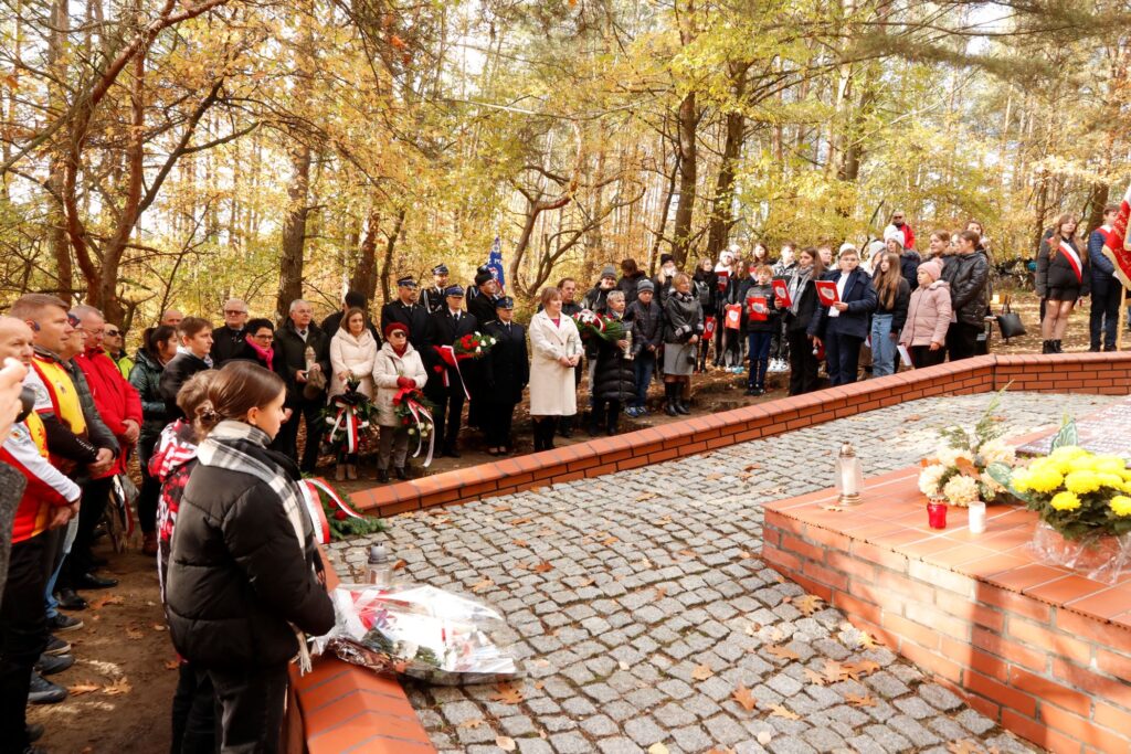 84. rocznica niemieckiego mordu w Górach Morzewskich — zdjęcie 5