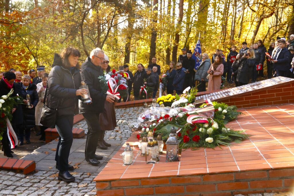 84. rocznica niemieckiego mordu w Górach Morzewskich — zdjęcie 9