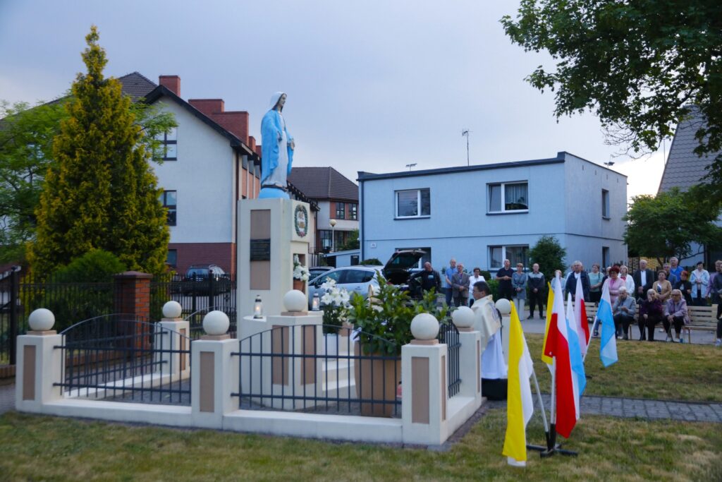 Nabożeństwo Majowe przy figurze NMP Kaczorach — zdjęcie 4