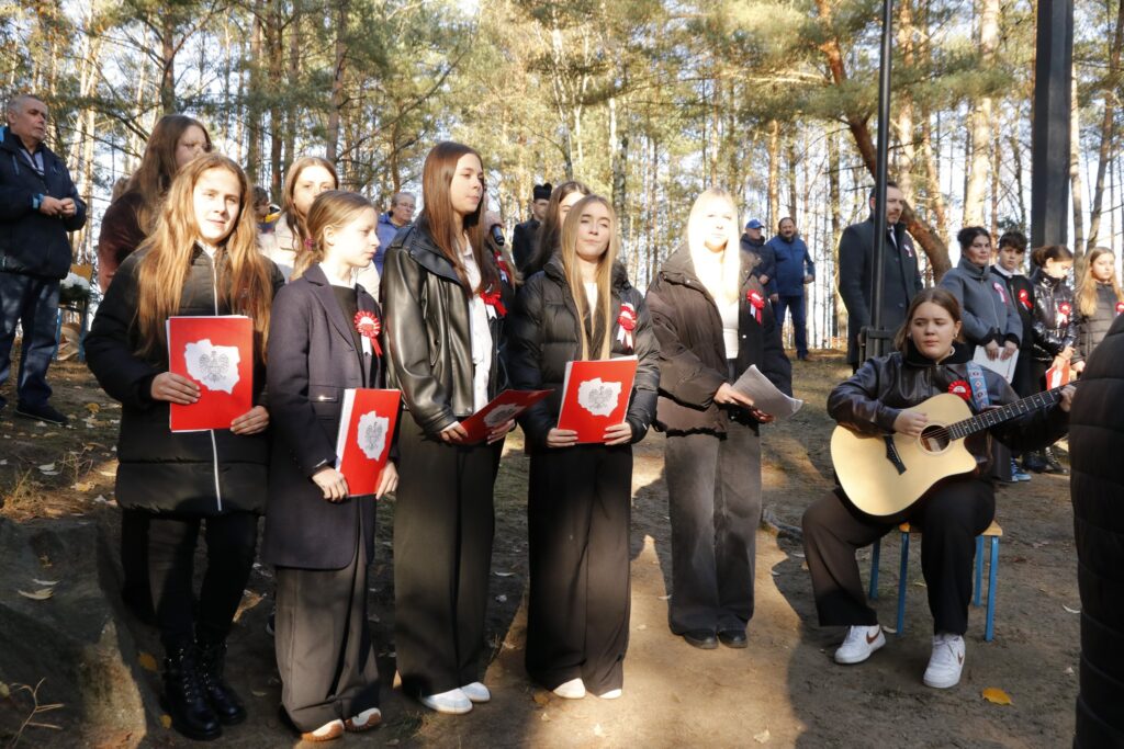 Zginęli, bo byli Polakami — zdjęcie 11